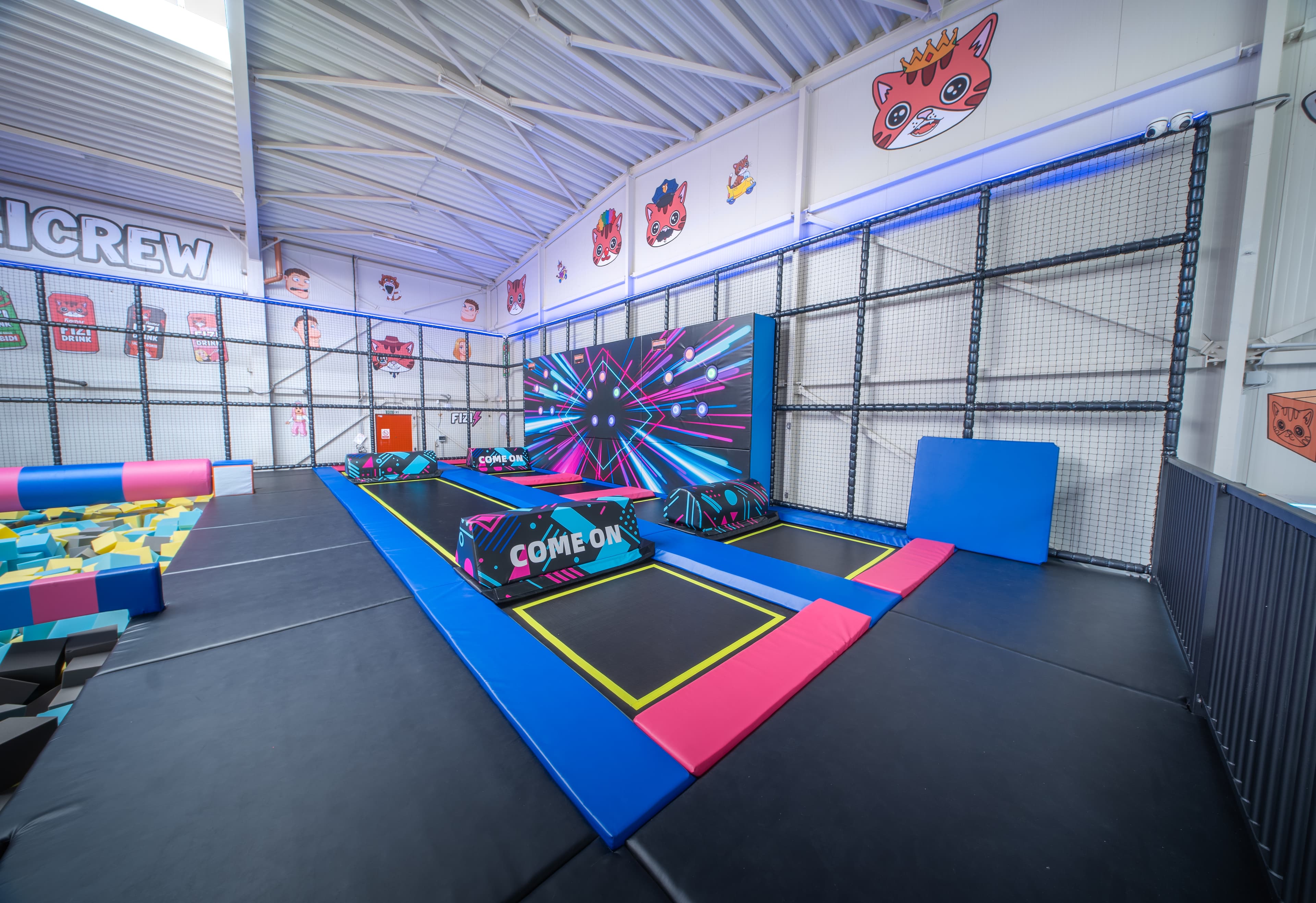 trampoliny