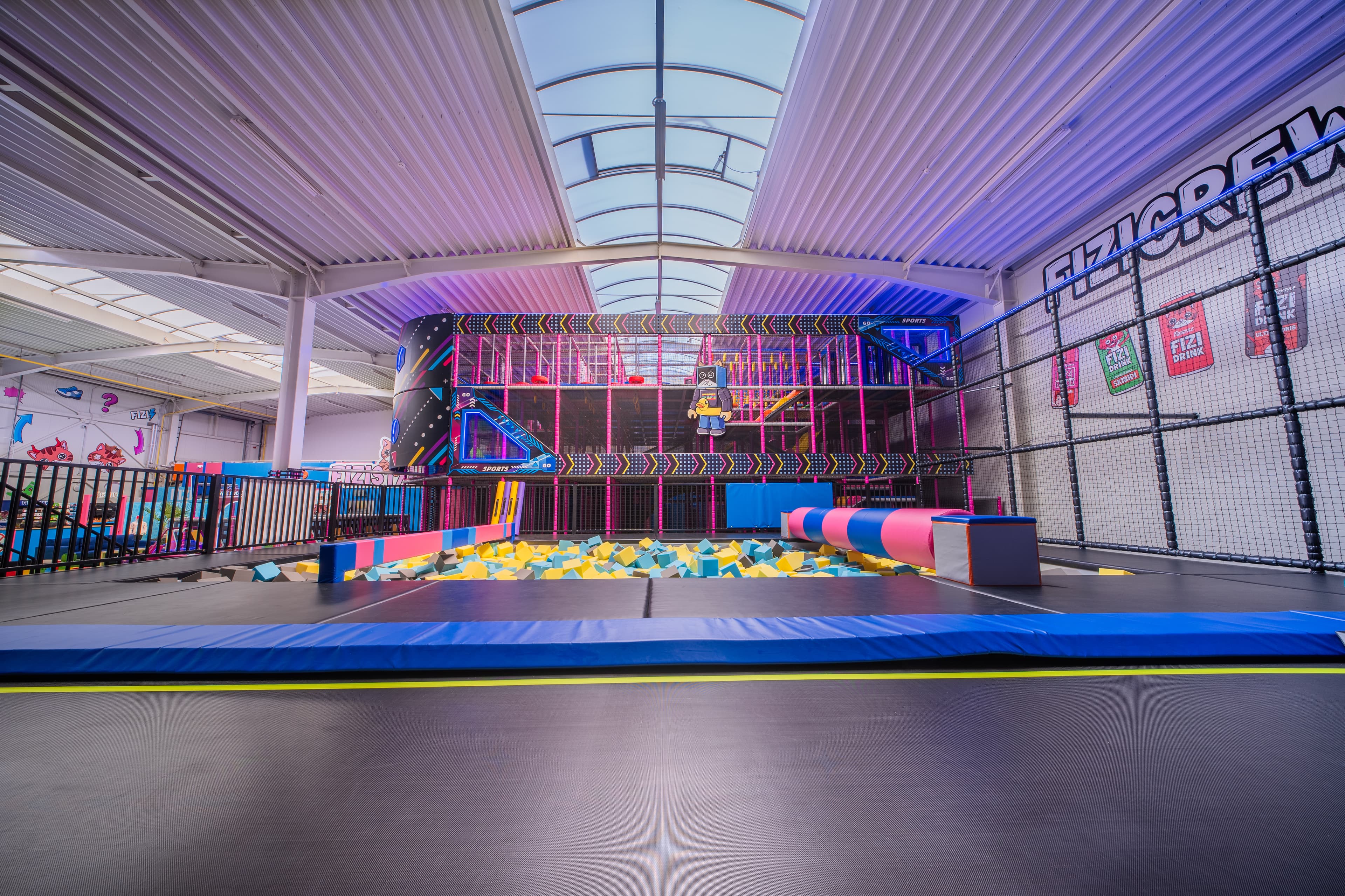 trampoliny